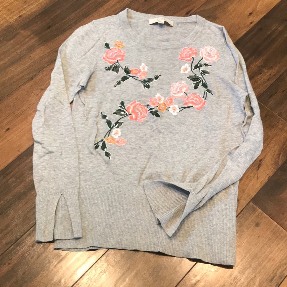Lightweight sweater